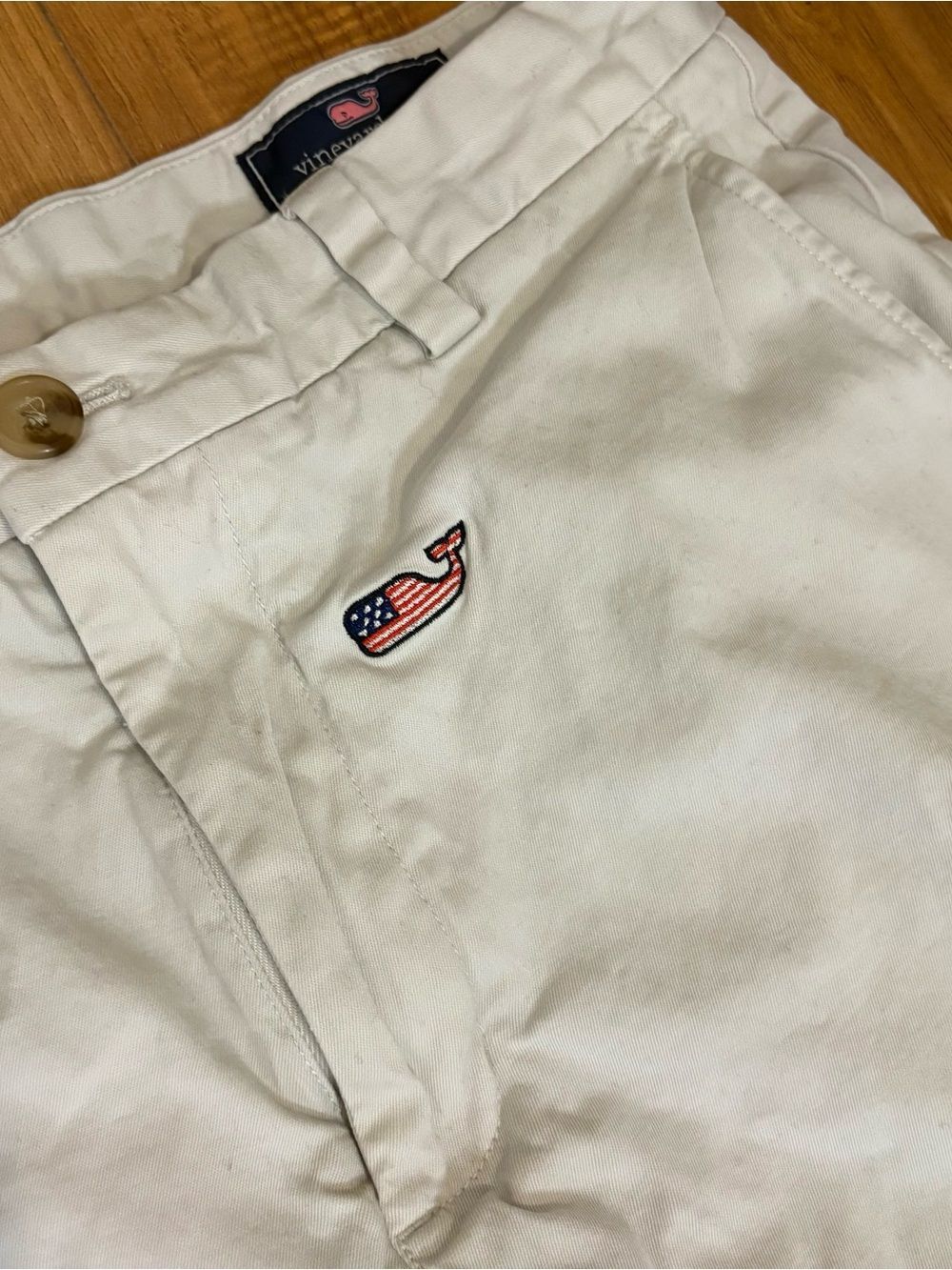 Vineyard Vines Patriotic Whale Chino Shorts Men’s Size 30 White Americana USA - Picture 5 of 5